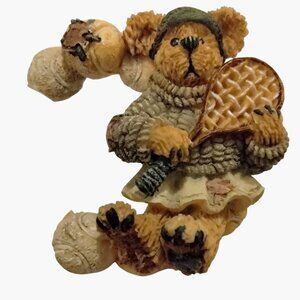 Boyds Bears Tennis Player Lapel Pin Brooch Vintage Rustic Distressed Shabby